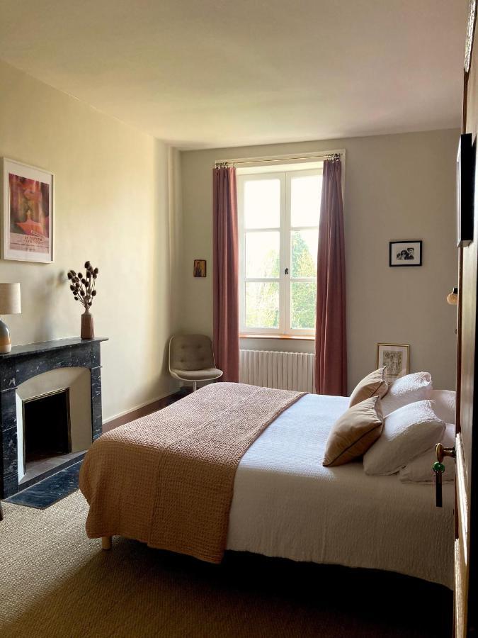 Maison D'Hotes La Doucelle Culture Et Bien-Etre Lignieres-Orgeres Zewnętrze zdjęcie