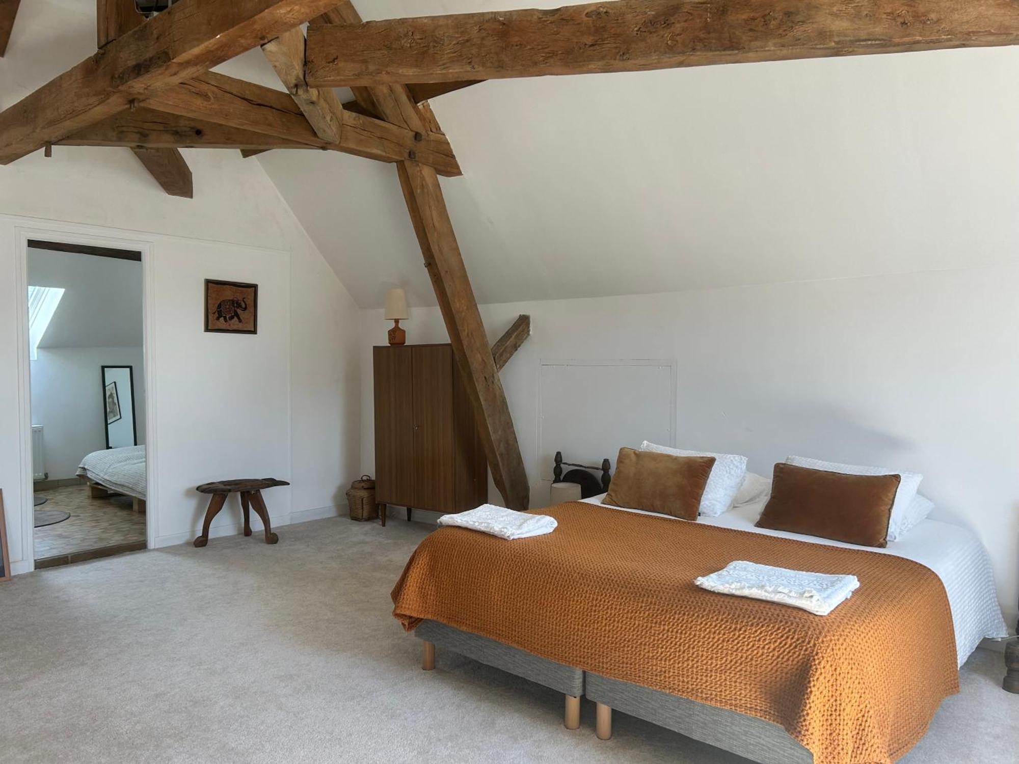 Maison D'Hotes La Doucelle Culture Et Bien-Etre Lignieres-Orgeres Pokój zdjęcie